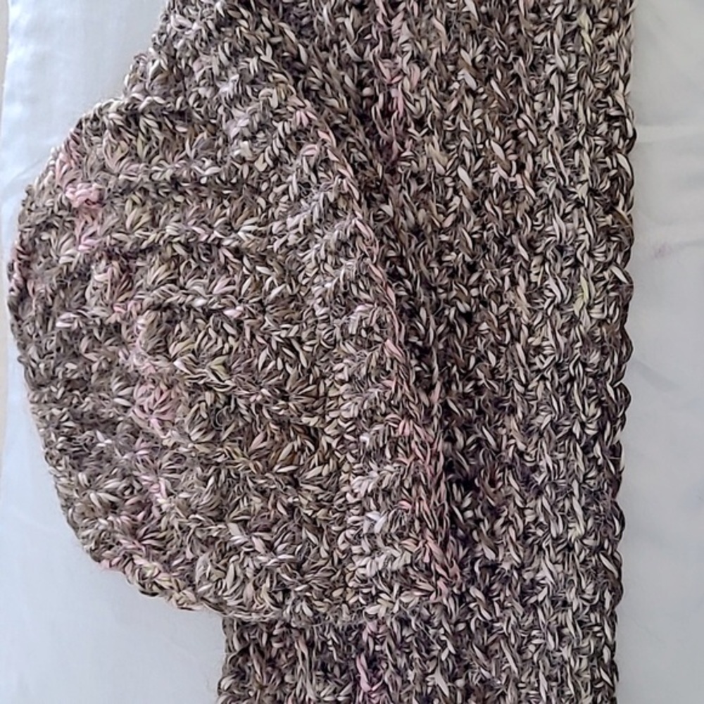 ❄️Alpaca blend beanie/infinity scarf set❄️